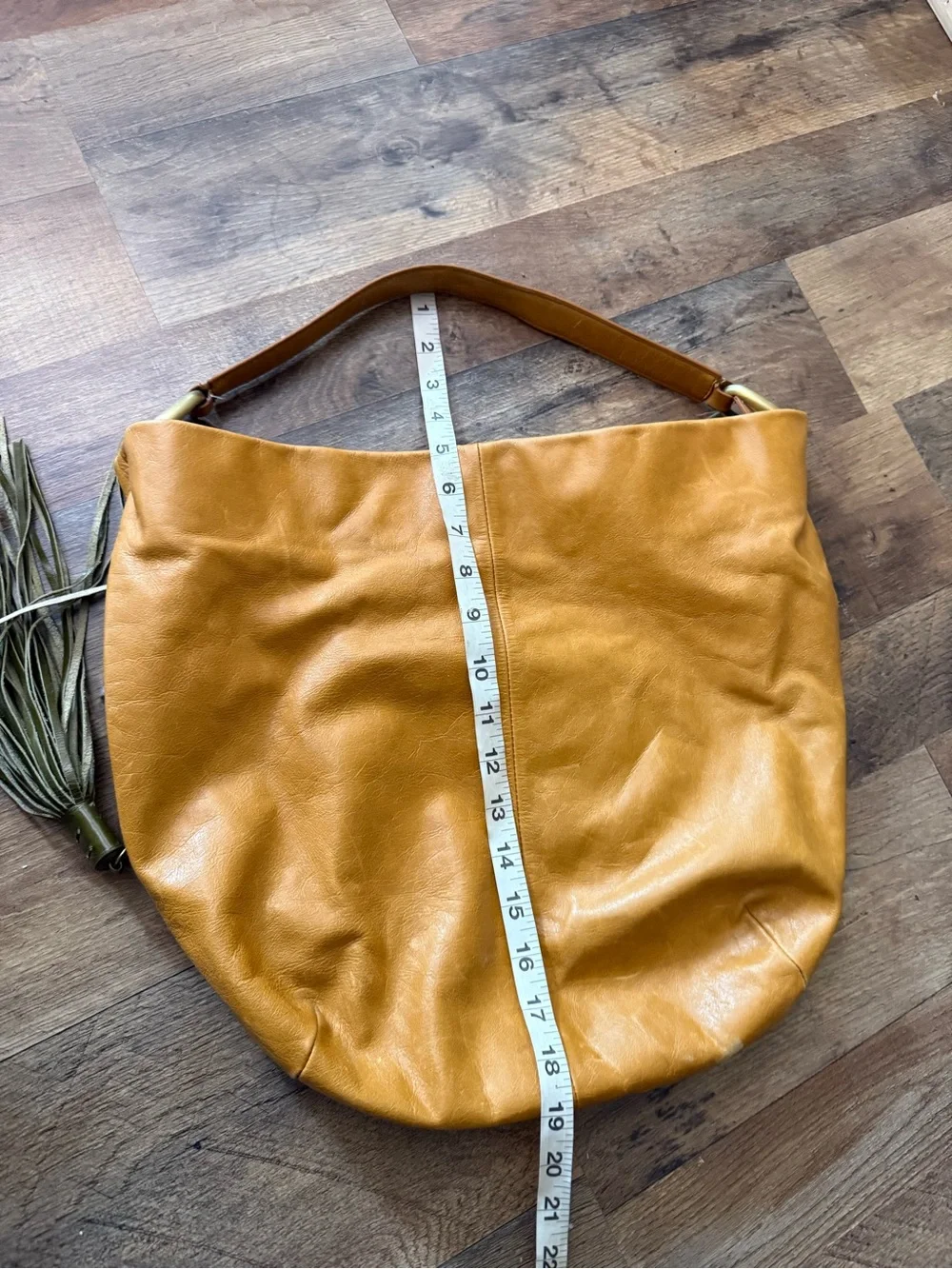 Leather Hobo Shoulder Bag in Camel w Tassel side pocket